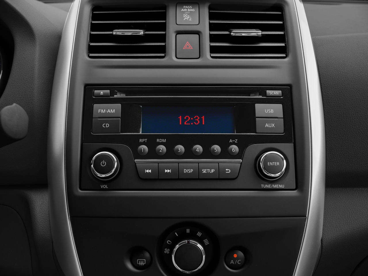 2016 Nissan Versa SV