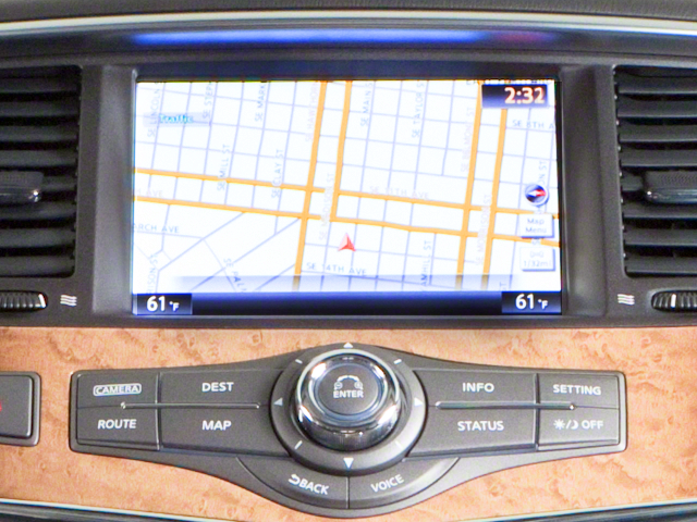 2011 INFINITI QX56 7-passenger