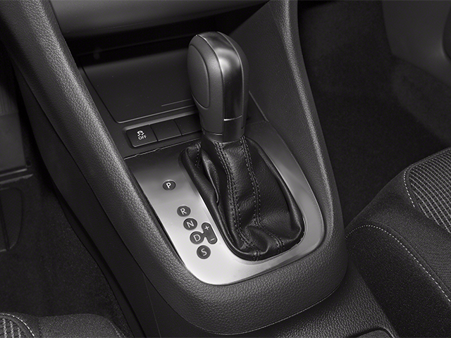 2013 Volkswagen Golf Base