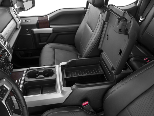 2017 Ford Super Duty F-350 SRW Lariat