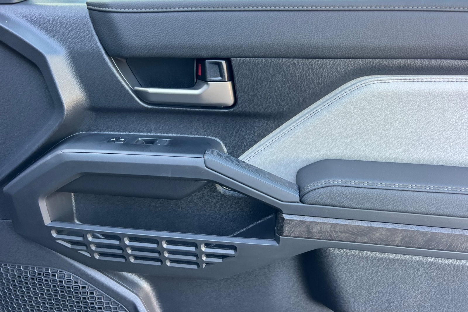 2026 Toyota Tacoma i-FORCE MAX Tacoma Limited