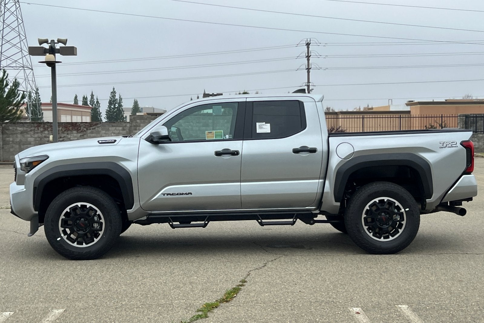 2025 Toyota Tacoma i-FORCE MAX Tacoma TRD Off-Road