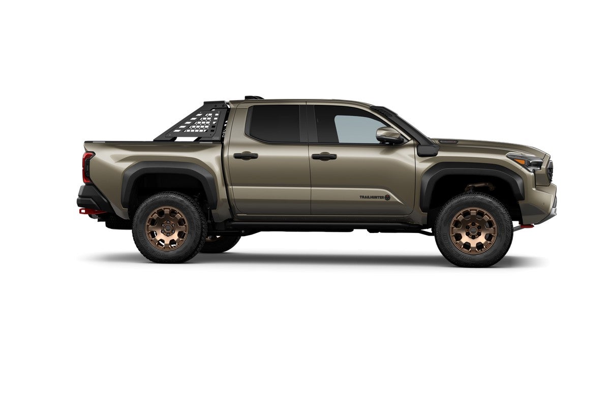 2025 Toyota Tacoma i-FORCE MAX Tacoma Trailhunter