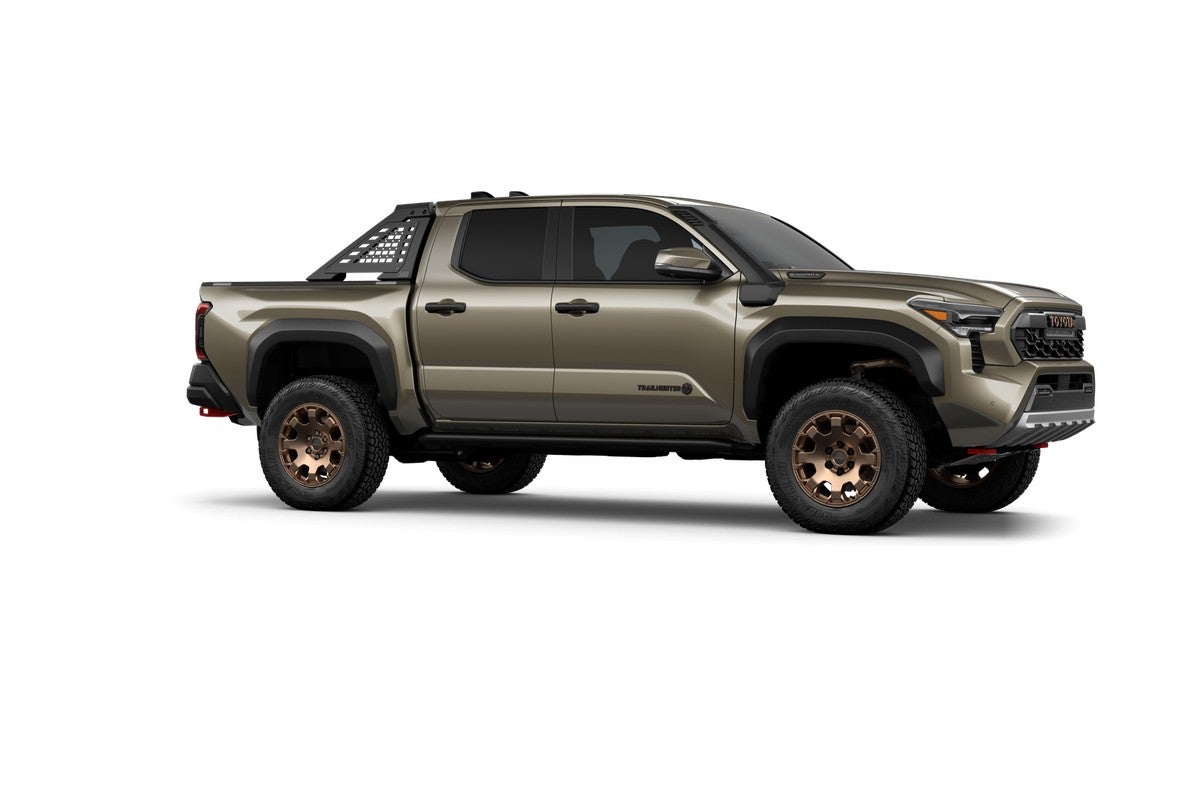 2025 Toyota Tacoma i-FORCE MAX Tacoma Trailhunter