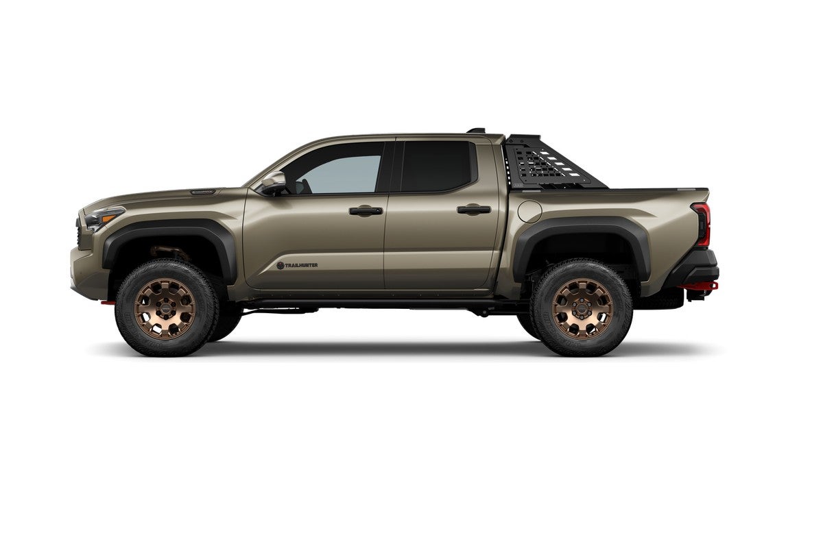 2025 Toyota Tacoma i-FORCE MAX Tacoma Trailhunter