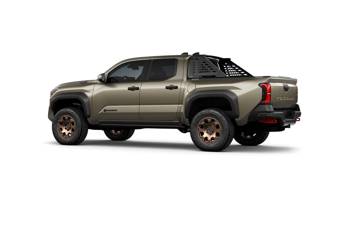 2025 Toyota Tacoma i-FORCE MAX Tacoma Trailhunter