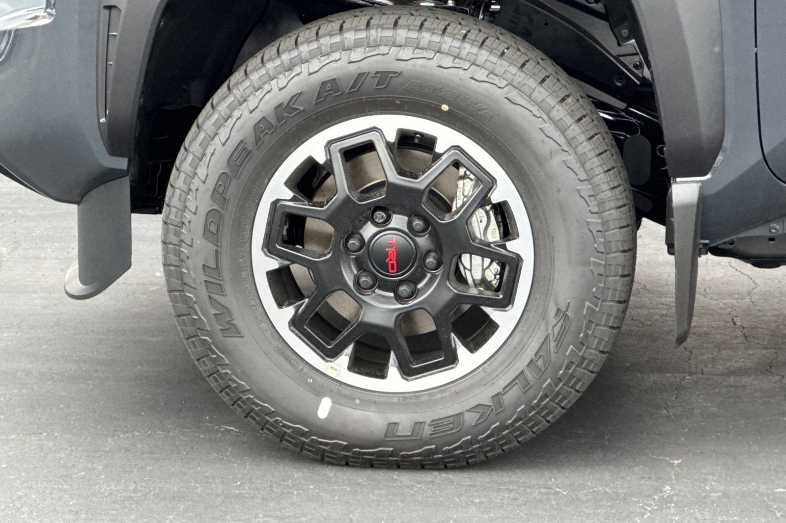 2026 Toyota Tacoma i-FORCE MAX Tacoma TRD Off-Road