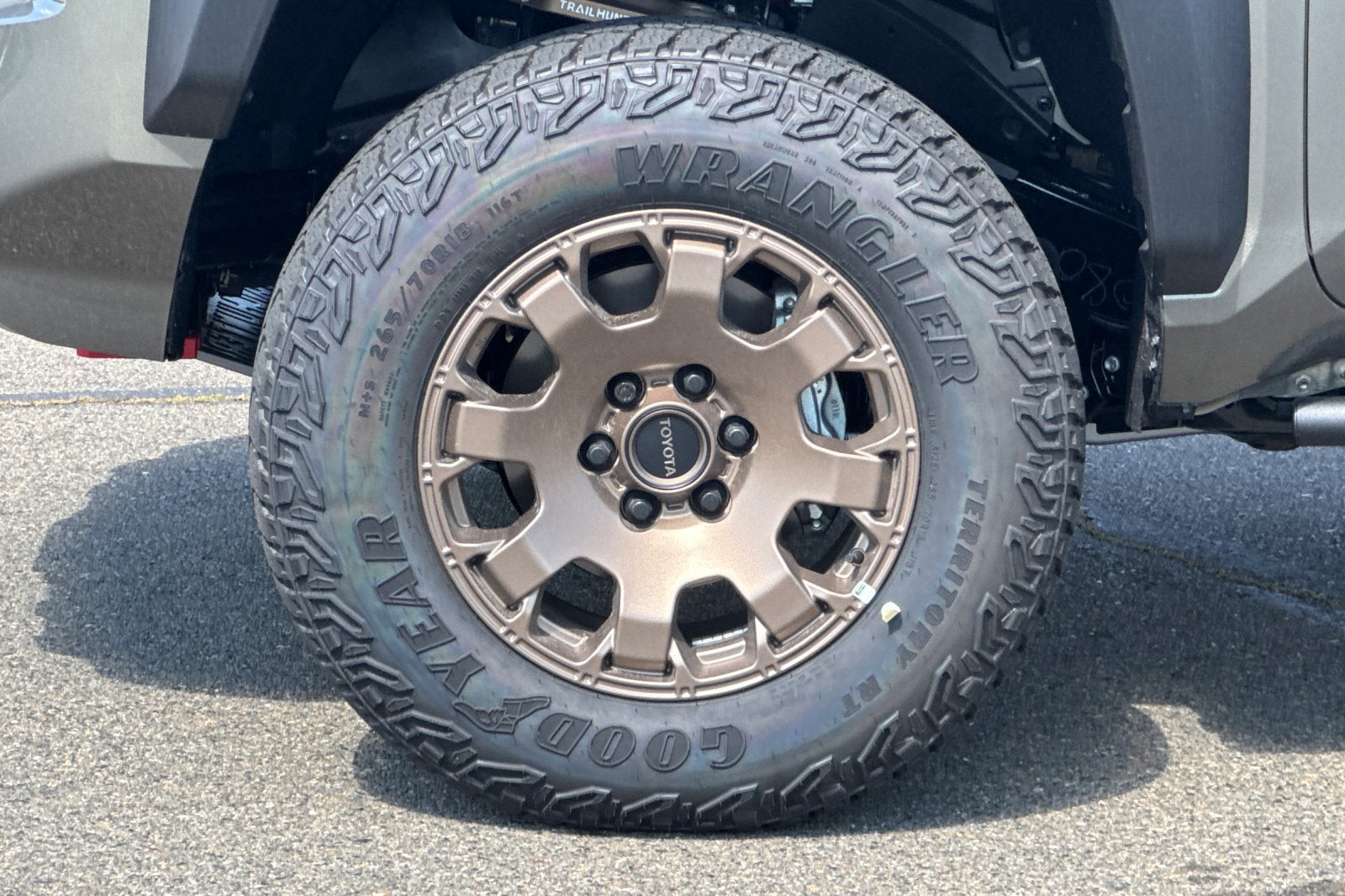 2026 Toyota Tacoma i-FORCE MAX Tacoma Trailhunter
