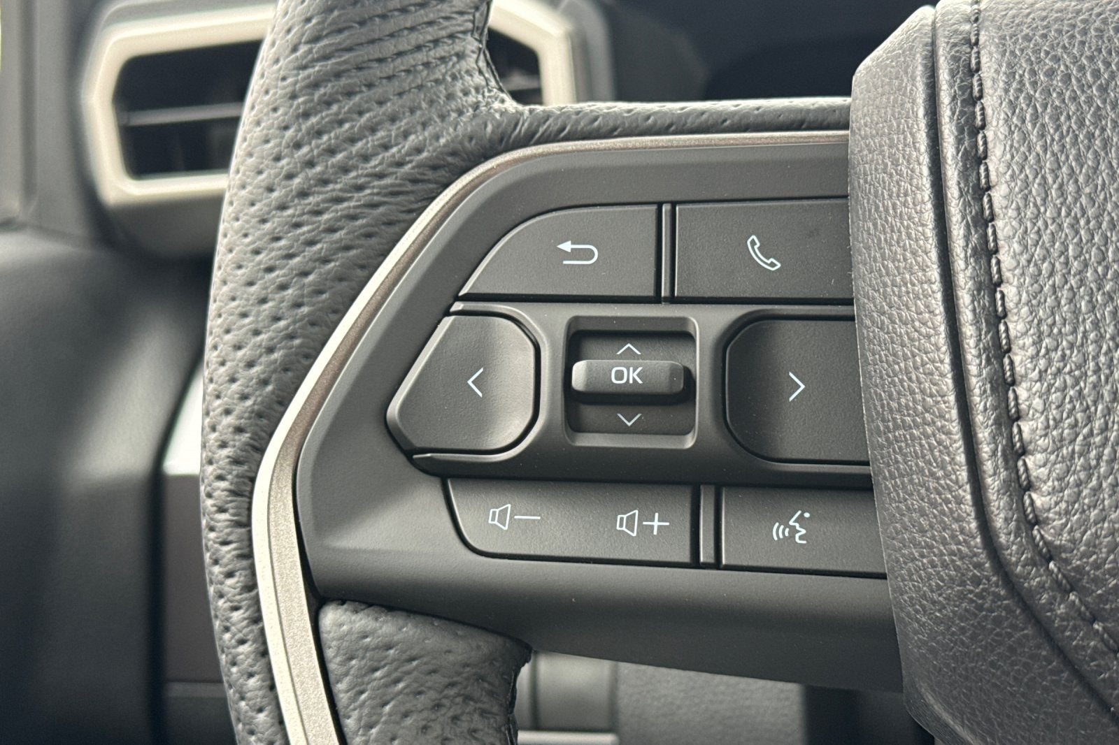 2026 Toyota Tacoma i-FORCE MAX Tacoma TRD Sport