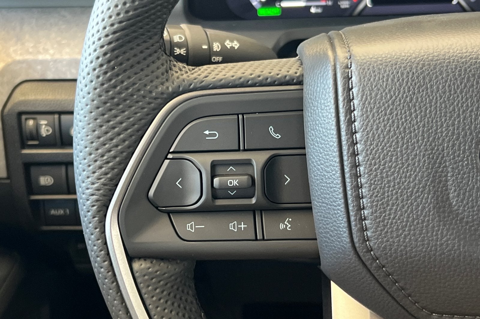 2026 Toyota Tacoma i-FORCE MAX Tacoma Trailhunter