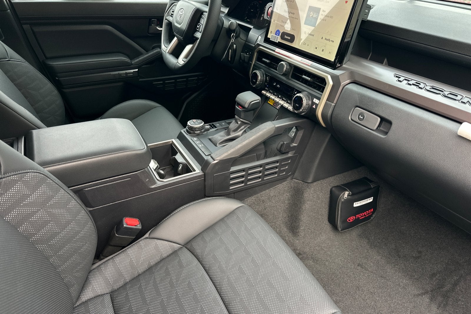 2026 Toyota Tacoma i-FORCE MAX Tacoma TRD Off-Road