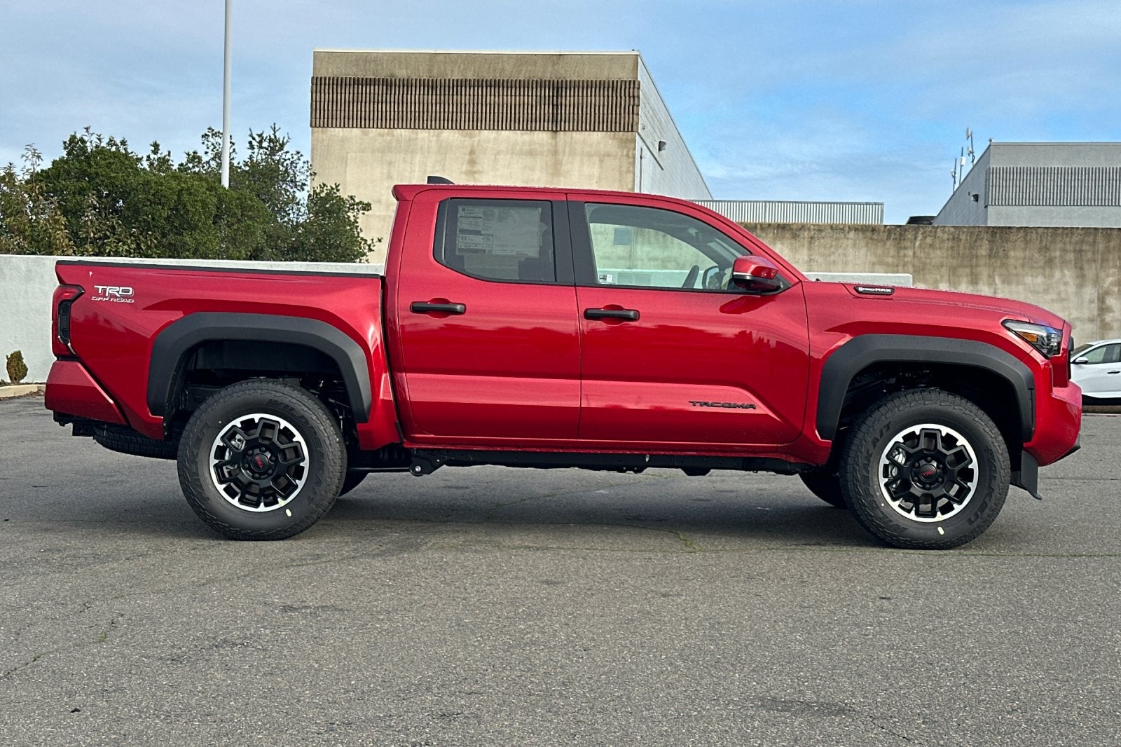 2026 Toyota Tacoma i-FORCE MAX Tacoma TRD Off-Road