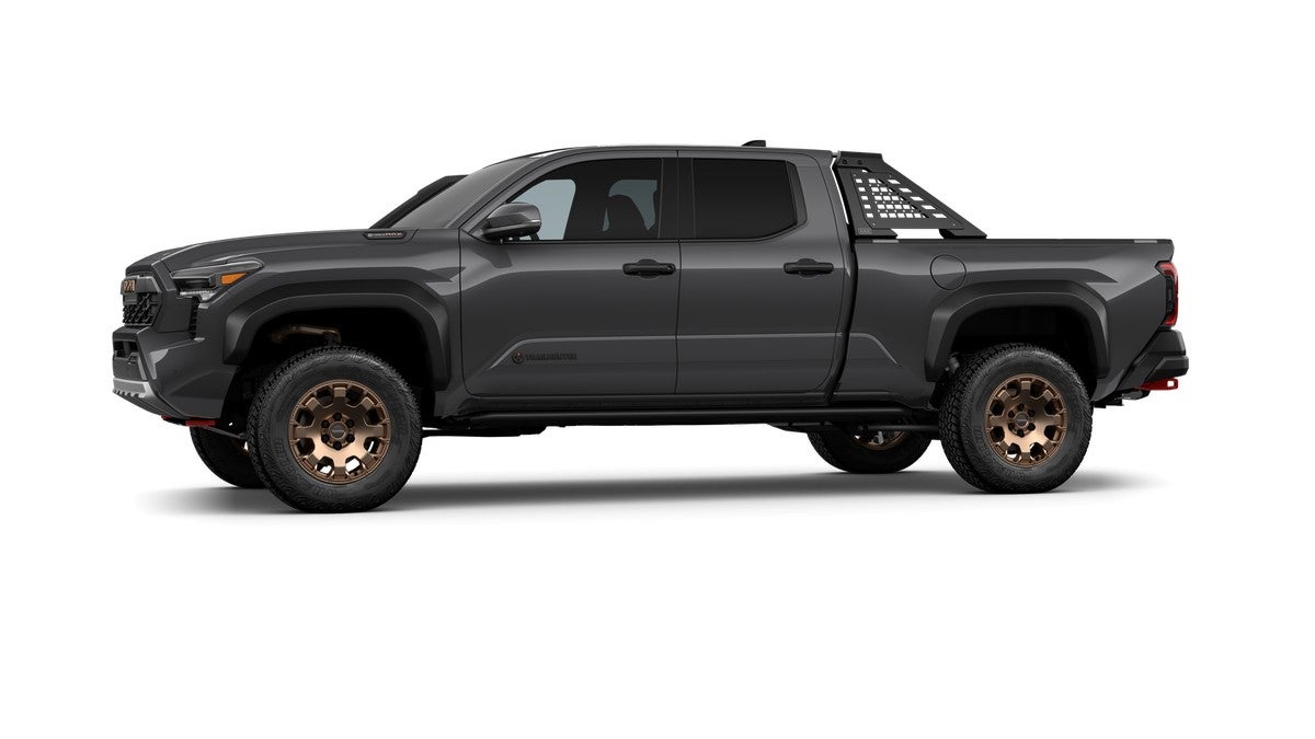 2026 Toyota Tacoma i-FORCE MAX Tacoma Trailhunter