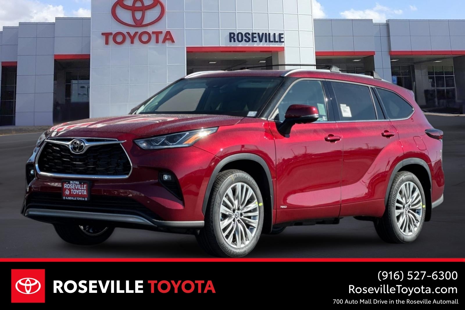 2026 Toyota Highlander Hybrid Platinum