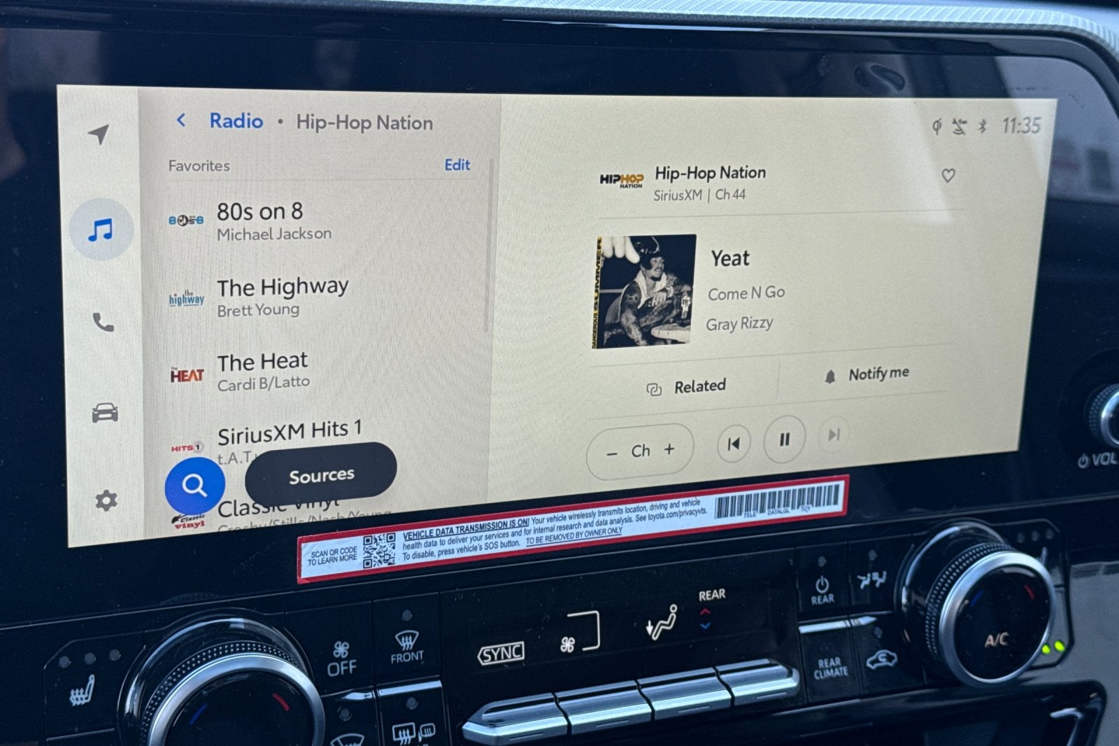 2026 Toyota Highlander Hybrid Platinum