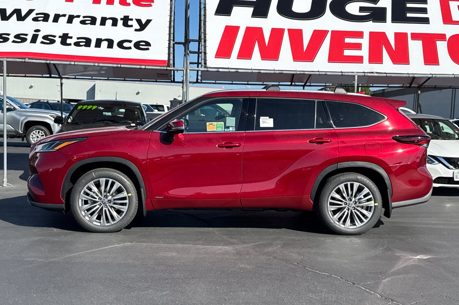 2026 Toyota Highlander Hybrid Platinum