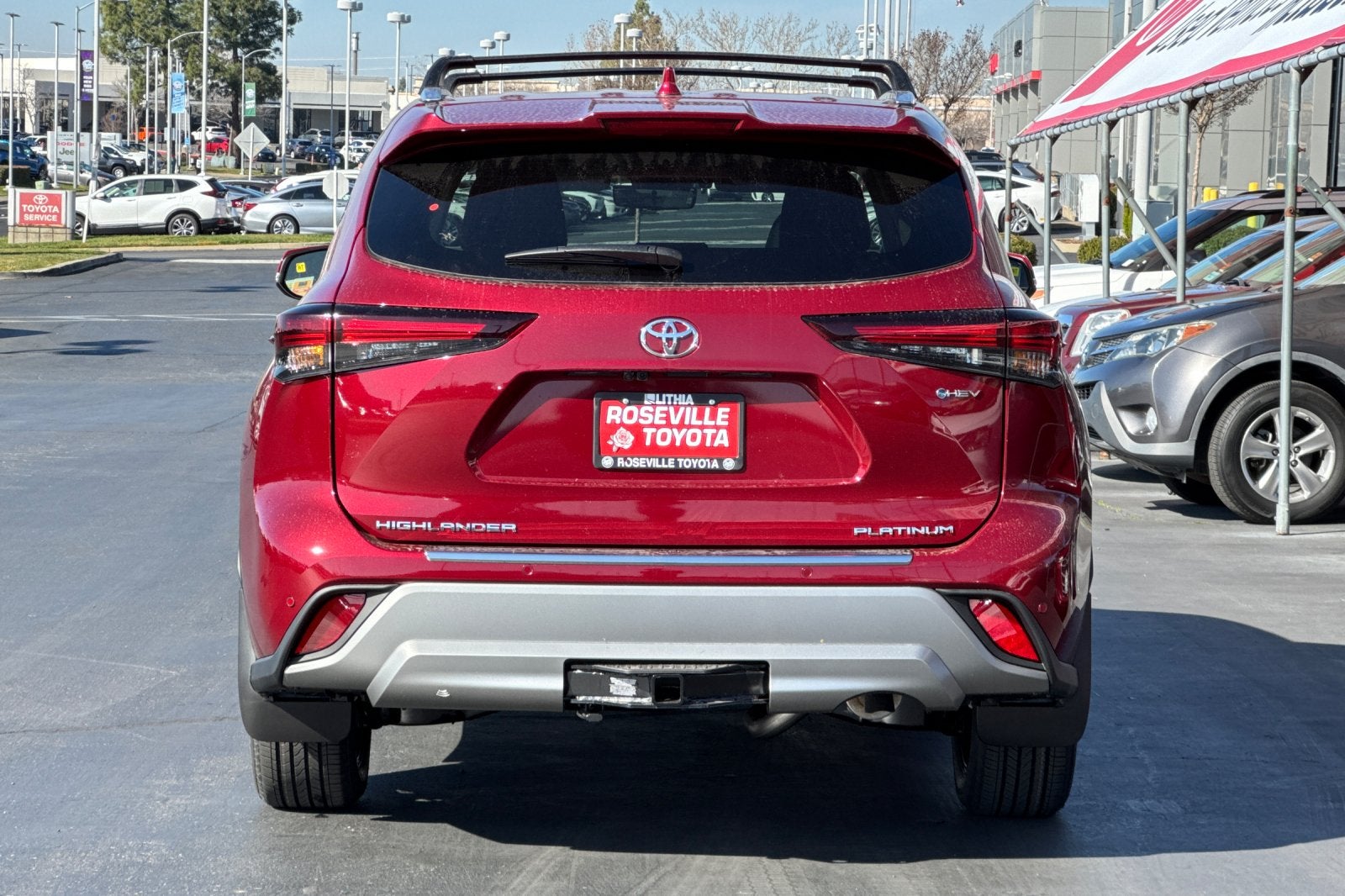 2026 Toyota Highlander Hybrid Platinum