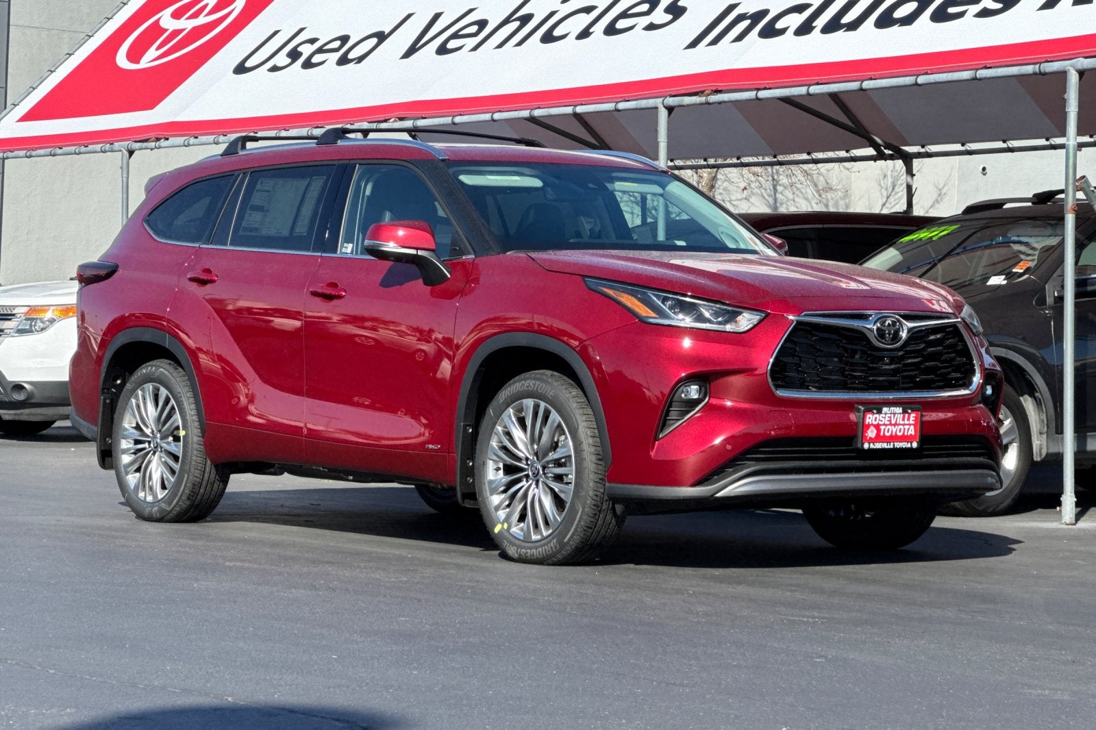 2026 Toyota Highlander Hybrid Platinum