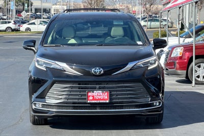 2026 Toyota Sienna Platinum