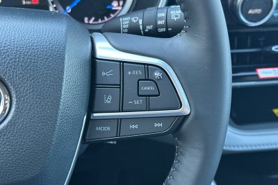 2026 Toyota Highlander Hybrid XLE