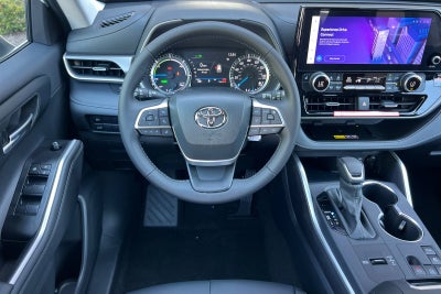 2026 Toyota Highlander Hybrid XLE