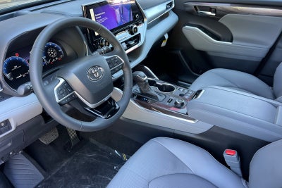 2026 Toyota Highlander Platinum