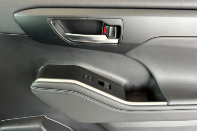 2026 Toyota Highlander XSE