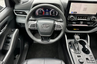 2026 Toyota Highlander XSE