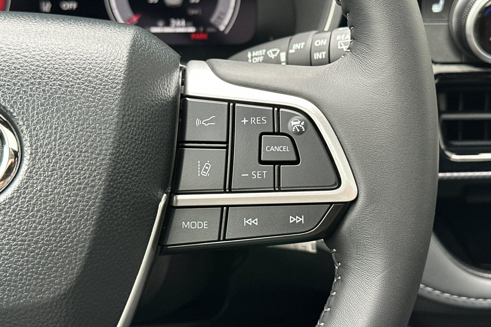 2026 Toyota Highlander XSE