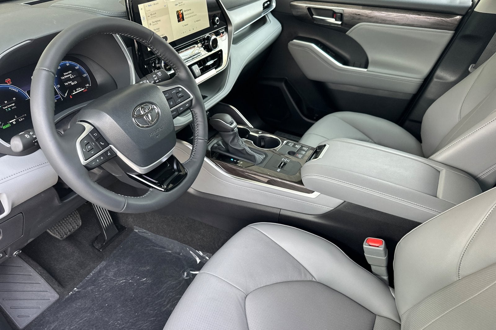 2026 Toyota Highlander Hybrid Limited