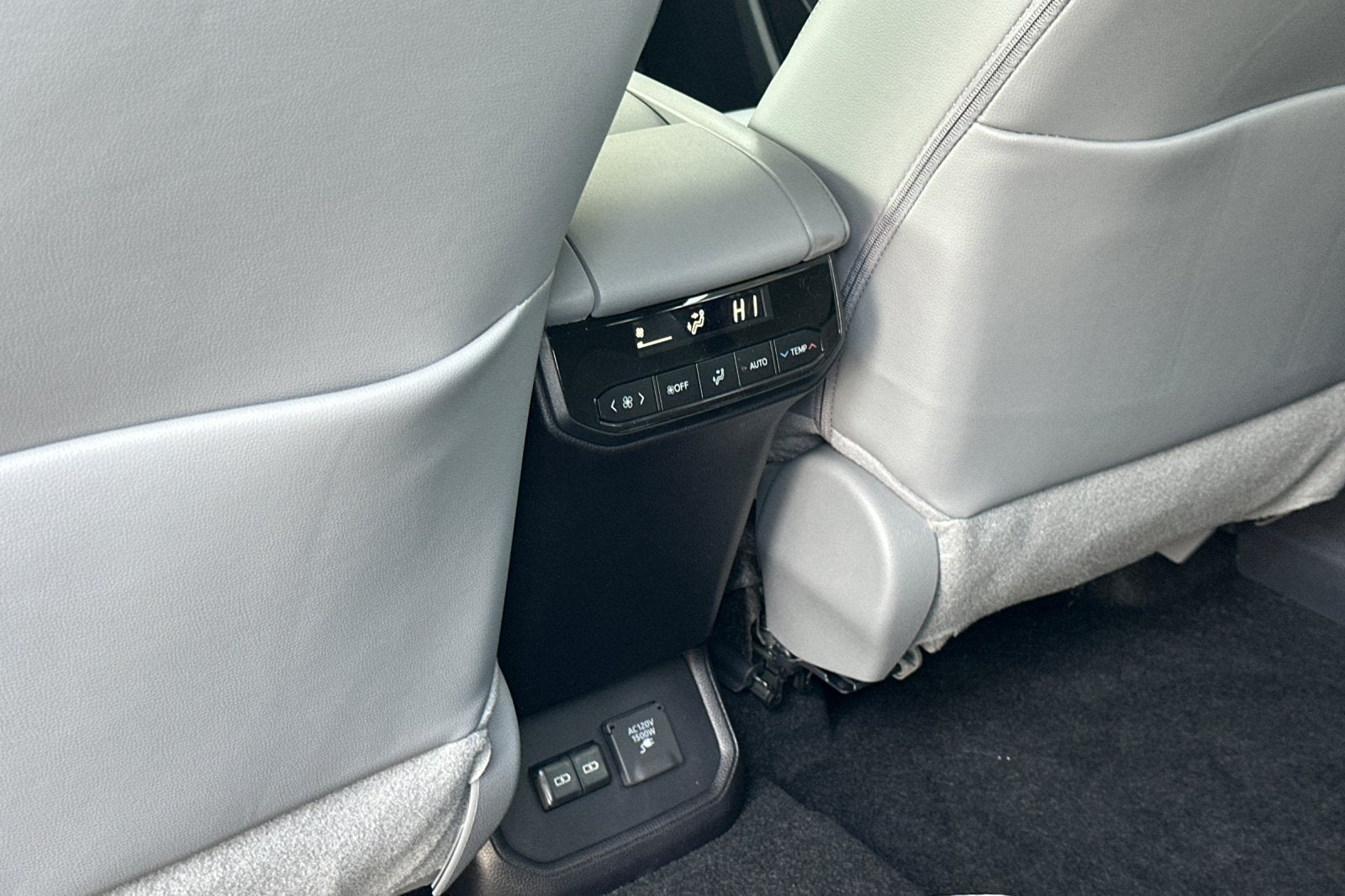 2026 Toyota Highlander Hybrid Limited