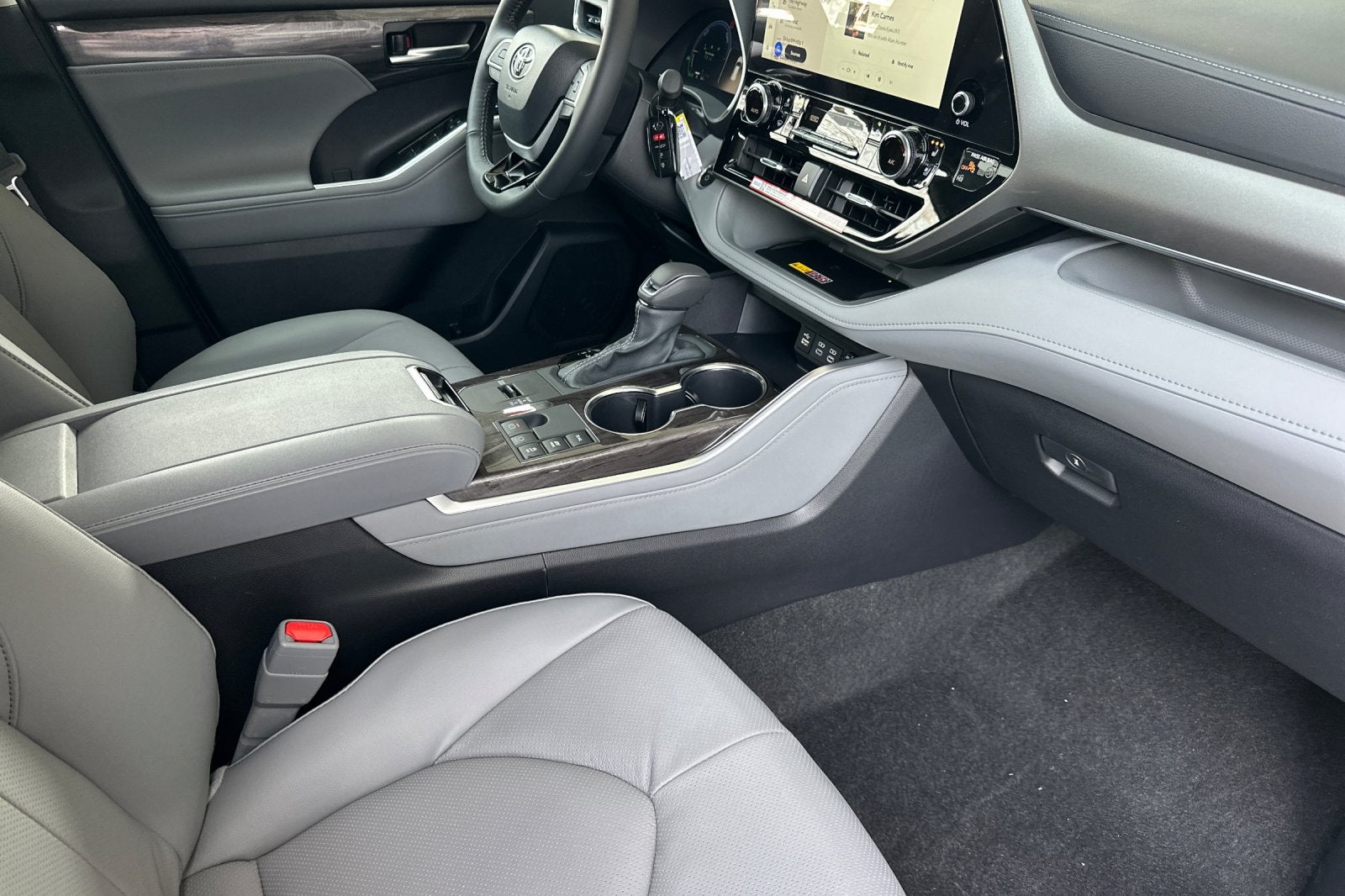 2026 Toyota Highlander Hybrid Limited