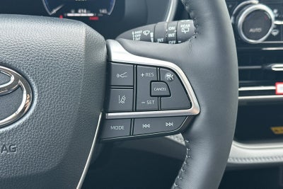 2026 Toyota Highlander Hybrid Limited