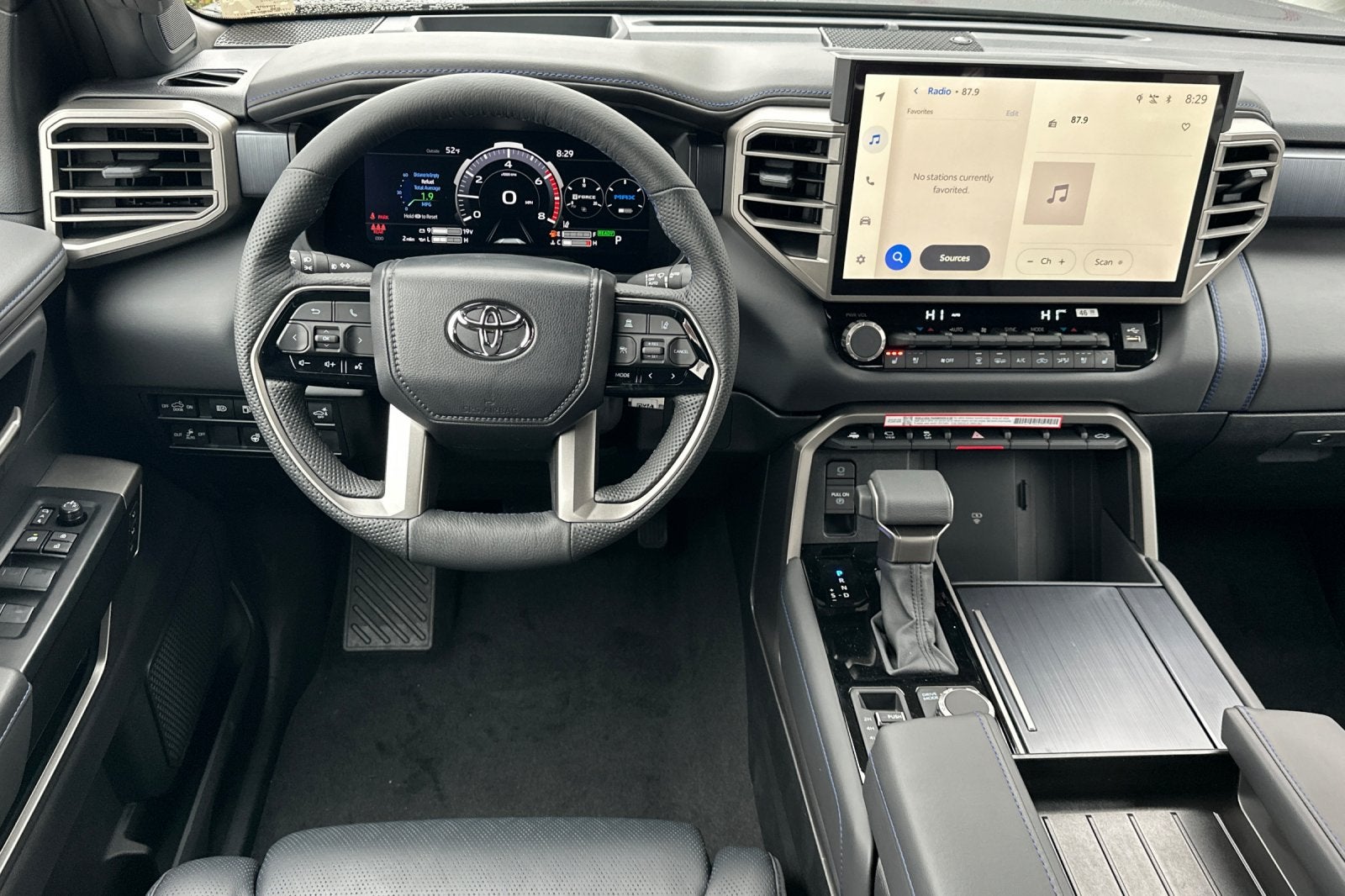 2026 Toyota Tundra i-FORCE MAX Tundra Platinum