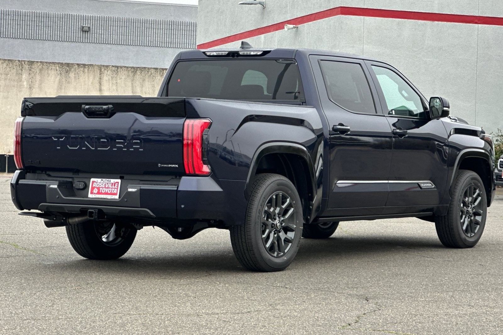 2026 Toyota Tundra i-FORCE MAX Tundra Platinum