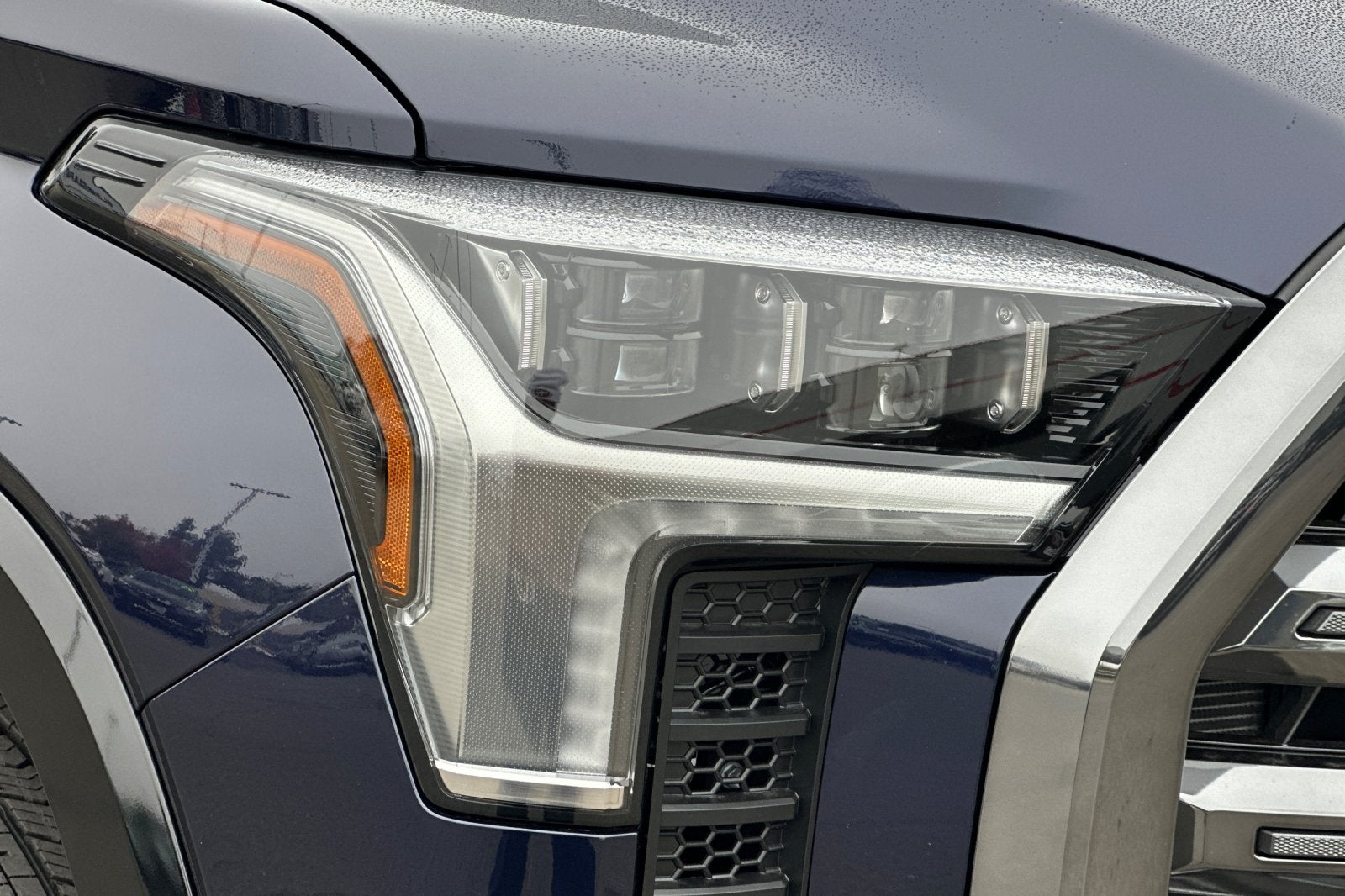 2026 Toyota Tundra i-FORCE MAX Tundra Platinum