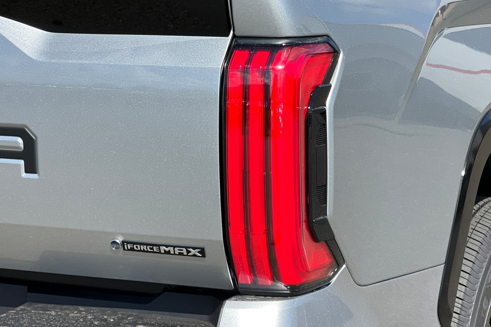 2026 Toyota Tundra i-FORCE MAX Tundra Platinum