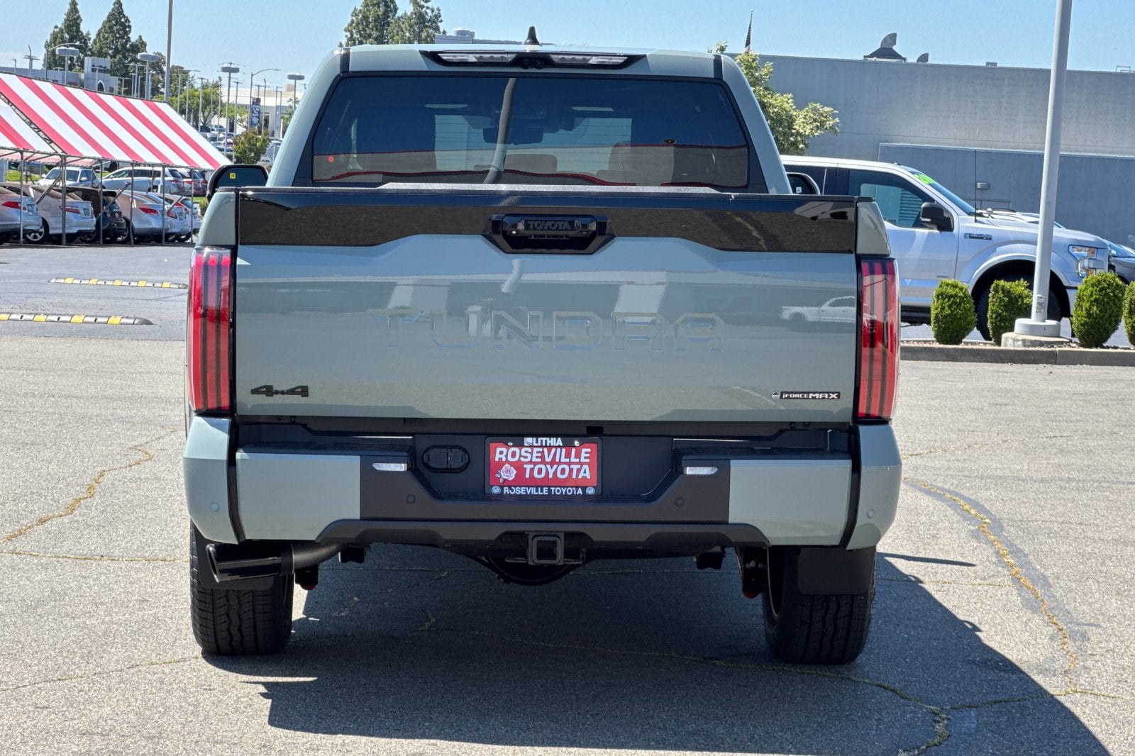 2026 Toyota Tundra i-FORCE MAX Tundra Platinum