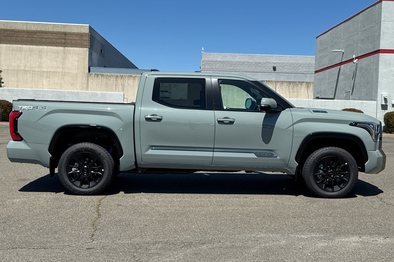 2026 Toyota Tundra i-FORCE MAX Tundra Platinum