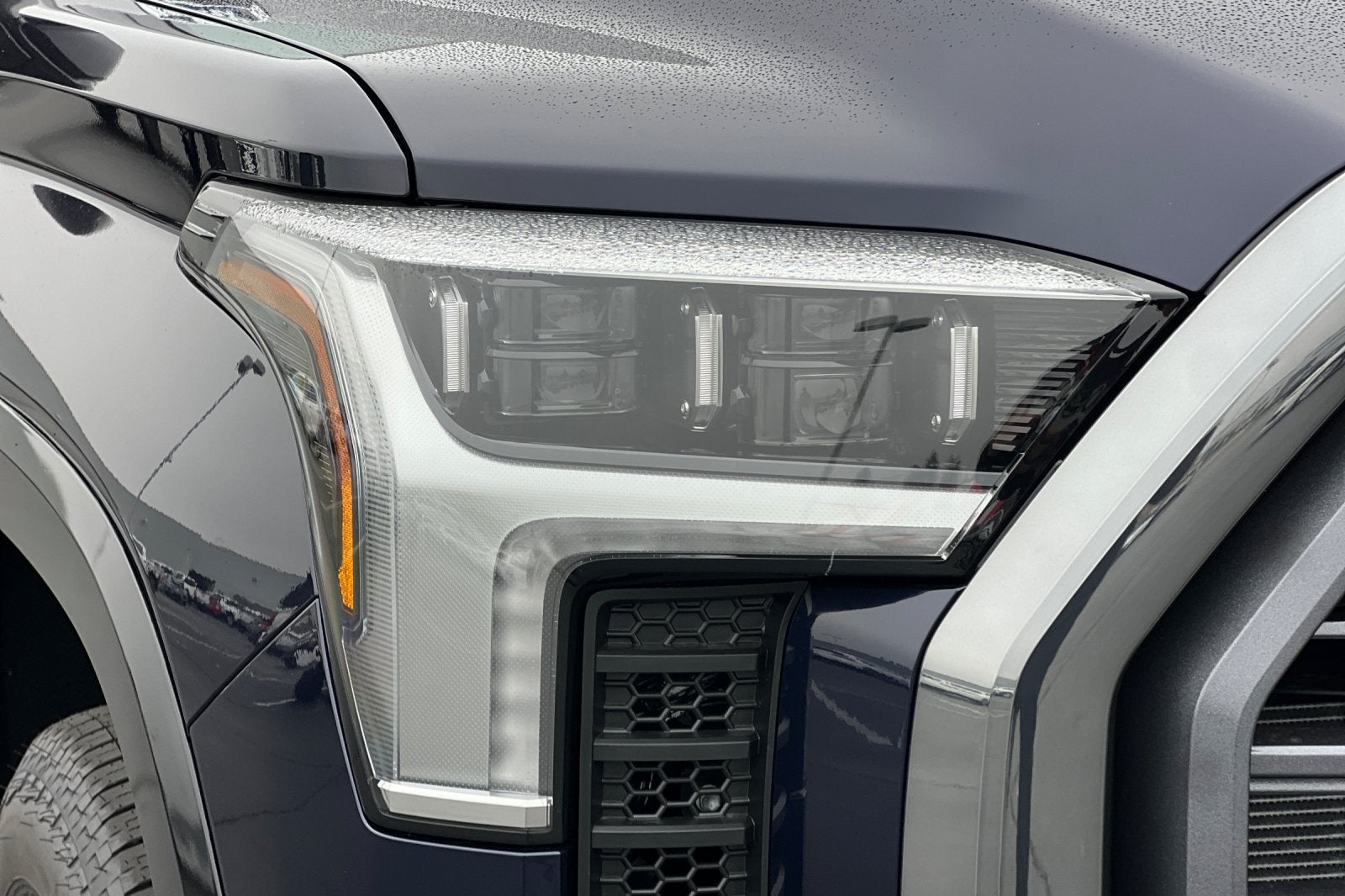 2026 Toyota Tundra i-FORCE MAX Tundra Platinum