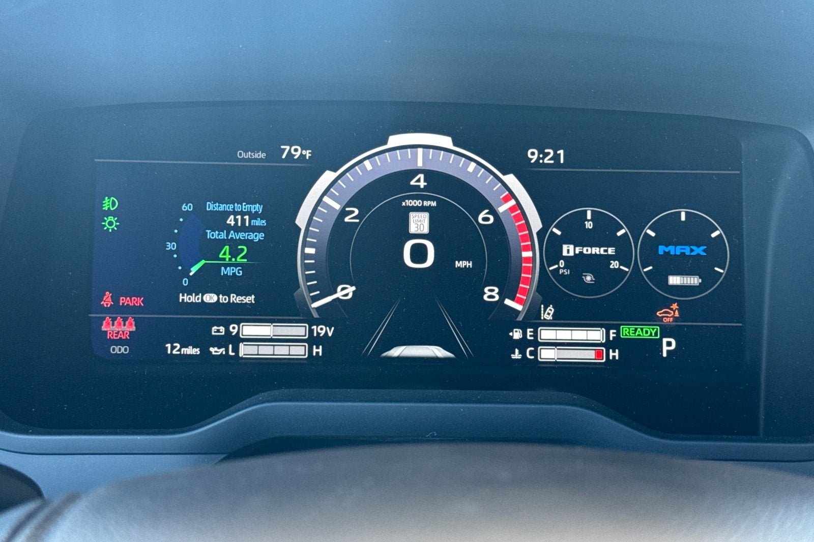 2026 Toyota Tundra i-FORCE MAX Tundra Platinum