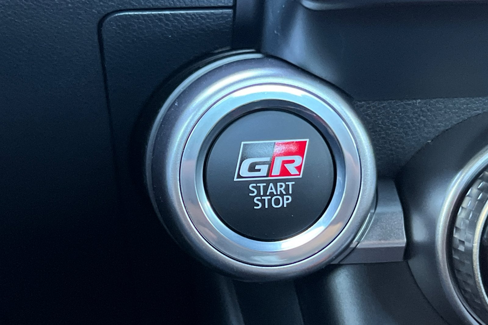 2026 Toyota GR86 AT