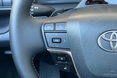 2026 Toyota Toyota Crown Signia Limited