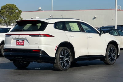 2026 Toyota Toyota Crown Signia XLE