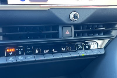 2026 Toyota Toyota Crown Signia XLE