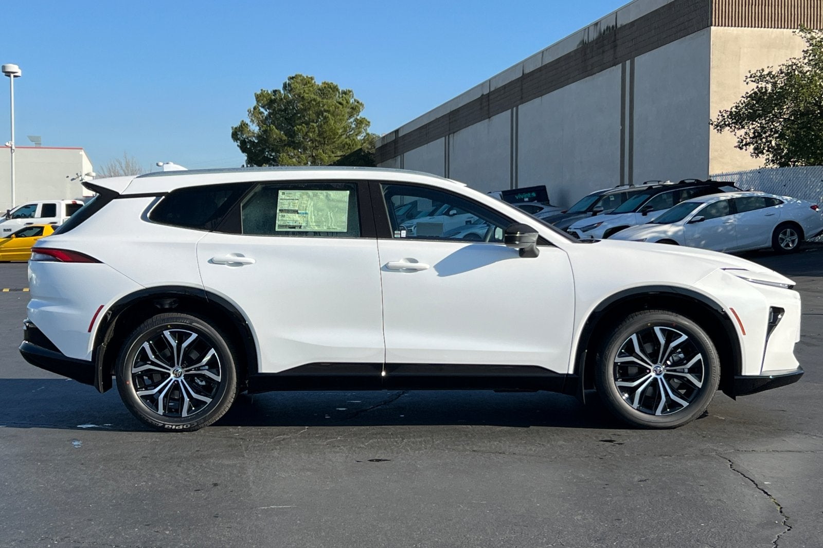 2026 Toyota Toyota Crown Signia XLE