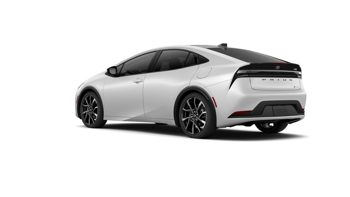 2027 Toyota Prius Plug-in Hybrid XSE Premium