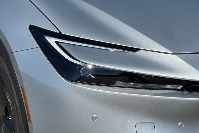 2027 Toyota Prius Plug-in Hybrid SE