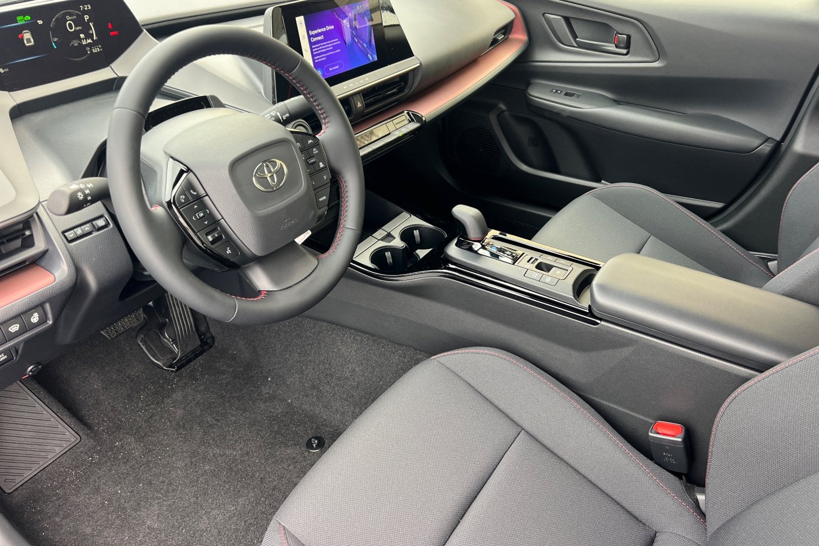 2026 Toyota Prius Plug-in Hybrid SE