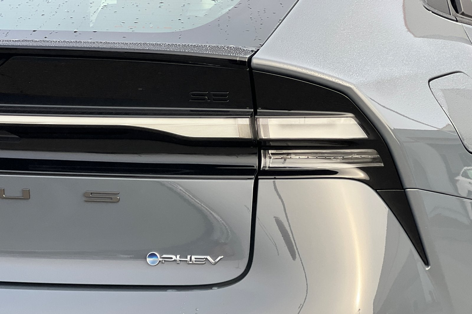 2026 Toyota Prius Plug-in Hybrid SE